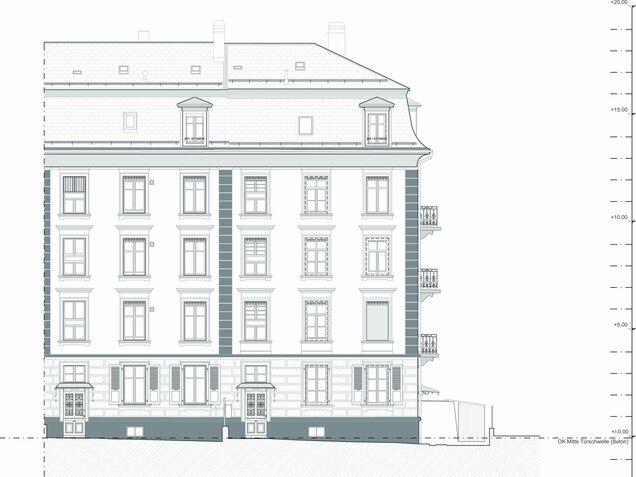 Fassadenaufnahme eines sanierungsbedürftigen Objektes